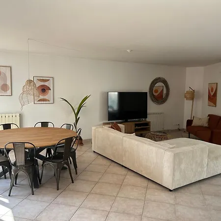 Holiday home L' Oliviera, Vue Et Plages A Pieds Sete